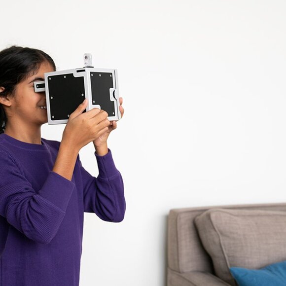 NEW KiwiCo Phantom Projector Tinker STEAM Crate age 9+ - Picture 2 of 9